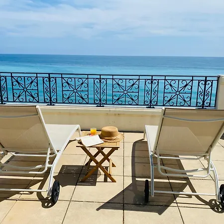 Exceptionnel Face A La Mer, 2 Pieces Avec Terrasse Apartment Menton